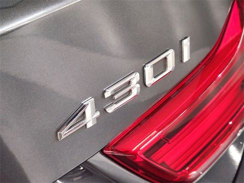 Used 2018 BMW 430i Convertible image 12