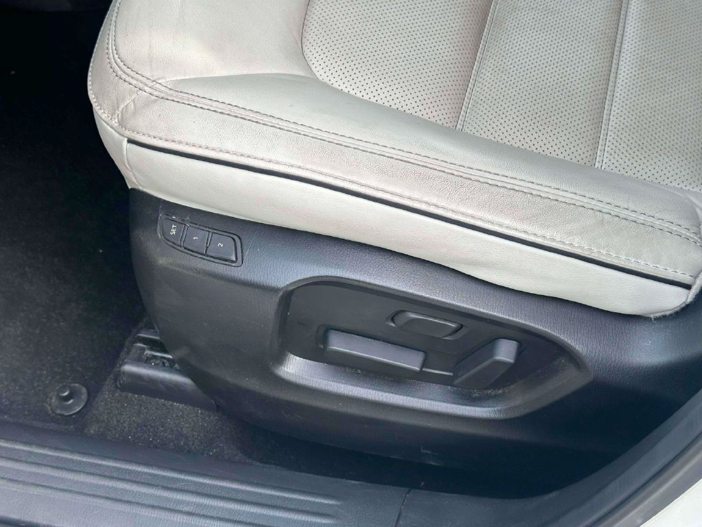 Used 2025 MAZDA CX-5 AWD 2.5 S w/ Preferred Package image 18