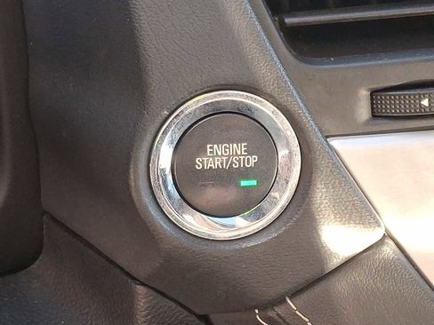 Used 2017 GMC Yukon SLT w/ Premium Edition image 24