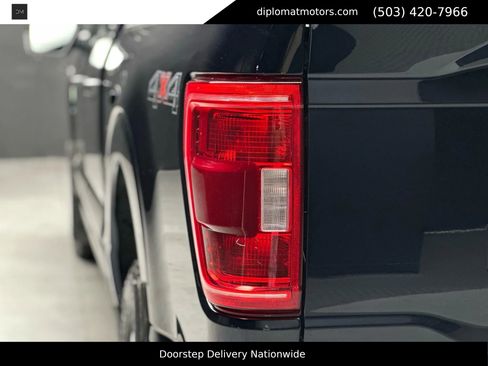 Used 2023 Ford F150 XLT w/ Trailer Tow Package image 15