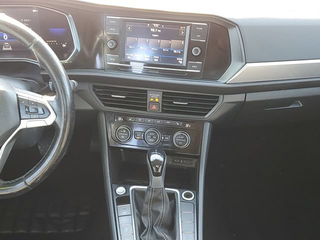 Used 2022 Volkswagen Jetta SE FWD image 27