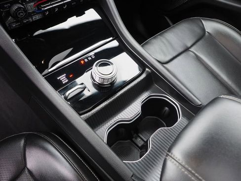 Used 2024 Jeep Grand Cherokee L Limited w/ Luxury Tech Group II image 24