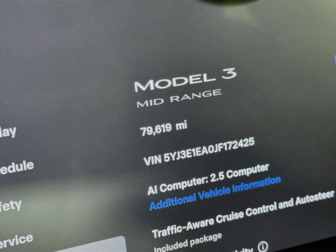 Used 2018 Tesla Model 3 Mid Range RWD image 18