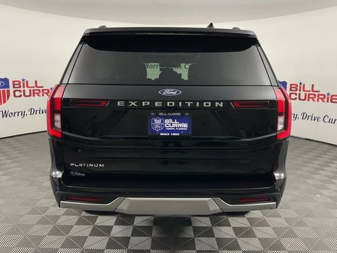 New 2026 Ford Expedition Platinum image 4