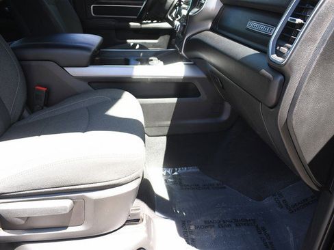 Used 2024 RAM 2500 Big Horn w/ Night Edition AWD/4WD image 25
