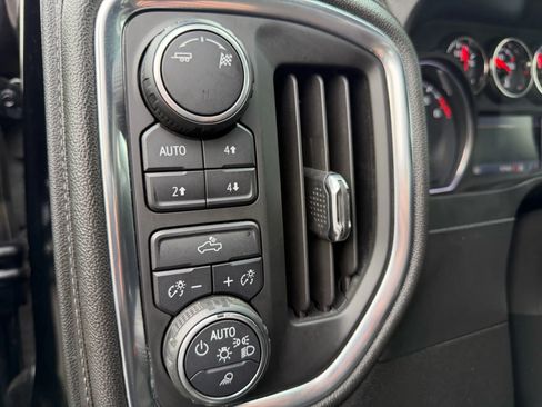 Used 2019 Chevrolet Silverado 1500 LT w/ All-Star Edition image 15