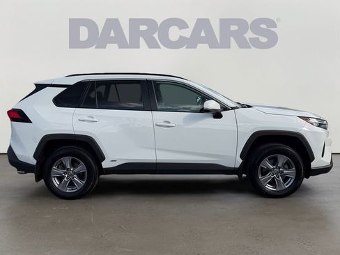 Used 2024 Toyota RAV4 XLE AWD/4WD image 8