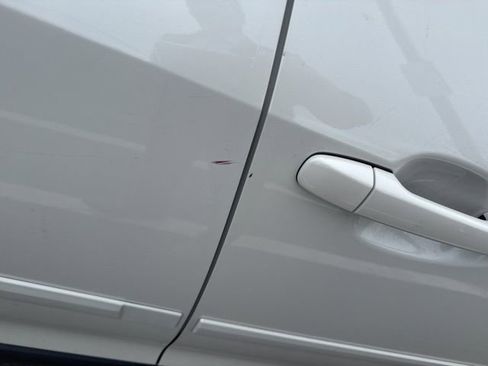 Used 2020 Subaru Outback Limited image 11