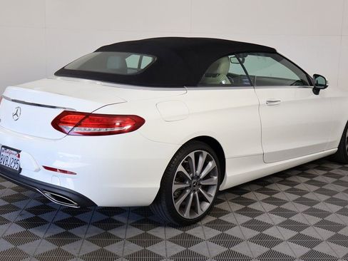 Used 2018 Mercedes-Benz C 300 Cabriolet image 4