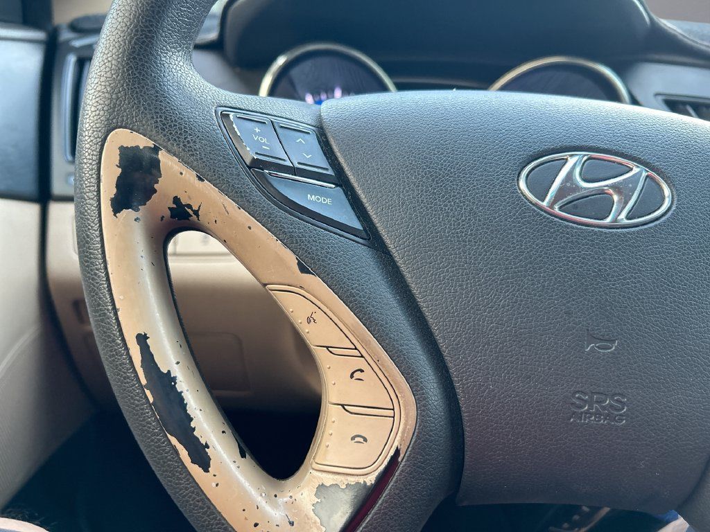 Used 2013 Hyundai Sonata GLS FWD image 15
