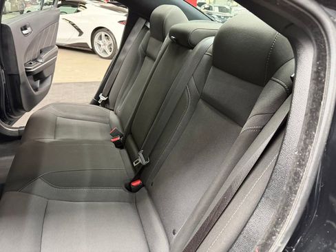 Used 2022 Dodge Charger SXT RWD image 39