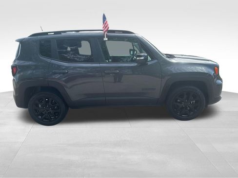 Used 2023 Jeep Renegade Altitude AWD/4WD image 25