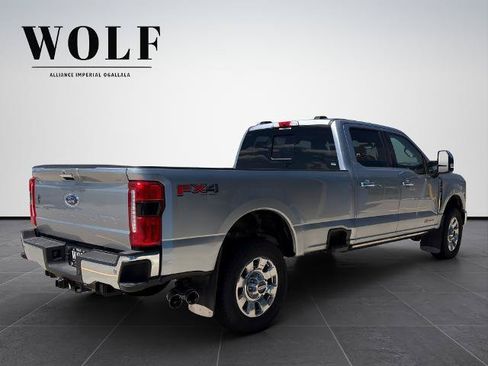 Used 2024 Ford F350 Lariat w/ Lariat Ultimate Package AWD/4WD image 7