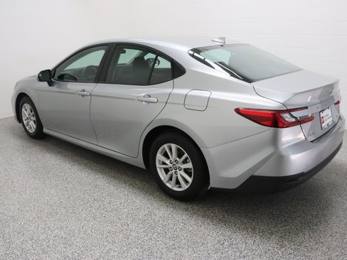 Certified 2025 Toyota Camry LE FWD image 9