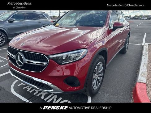 Certified 2025 Mercedes-Benz GLC 300 image 1