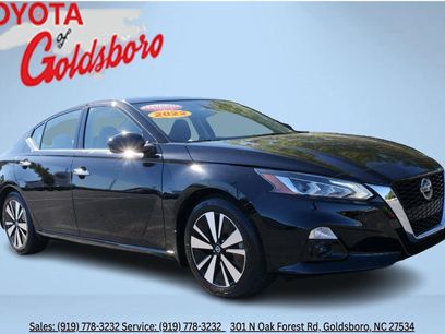 Used 2022 Nissan Altima 2.5 SL