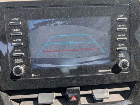 Used 2023 Toyota Camry SE image 14