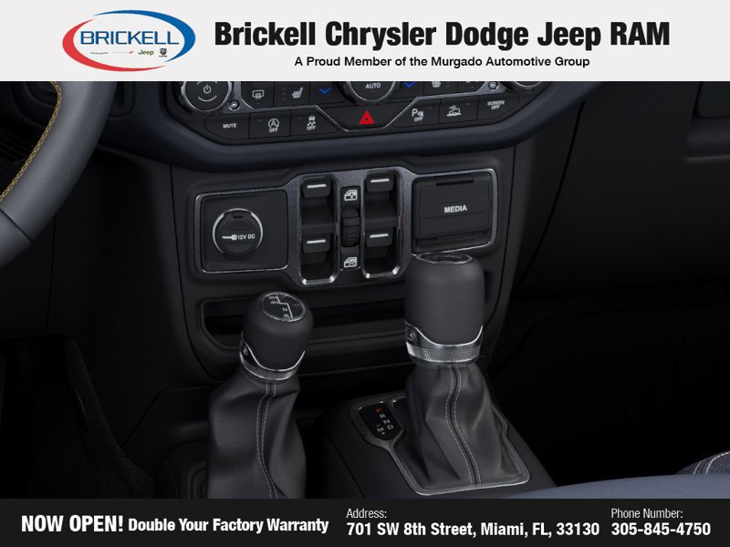 New 2026 Jeep Wrangler Unlimited Sahara w/ Rockslide Package AWD/4WD image 33