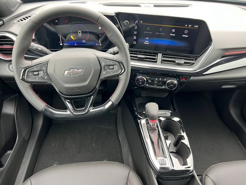New 2026 Chevrolet Trax RS w/ Driver Confidence Package FWD image 3