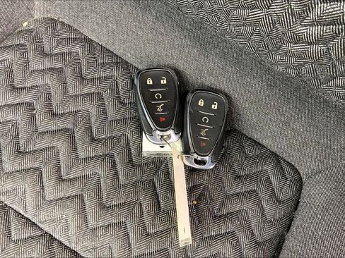 Used 2023 Chevrolet Equinox LT AWD/4WD image 15