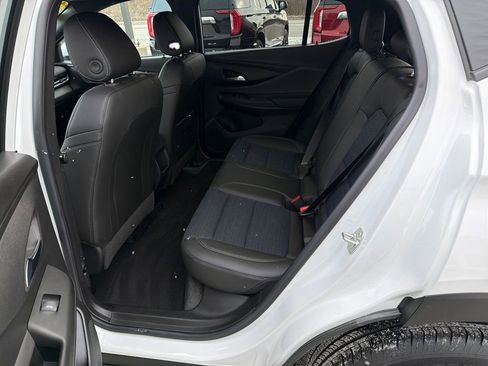 Used 2024 Buick Envista Preferred w/ Convenience I Package image 27