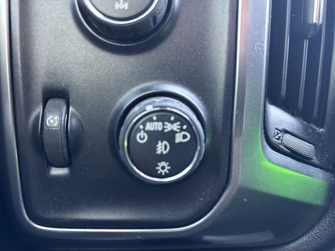 Used 2017 Chevrolet Silverado 1500 LTZ Z71 w/ LTZ Plus Package image 28