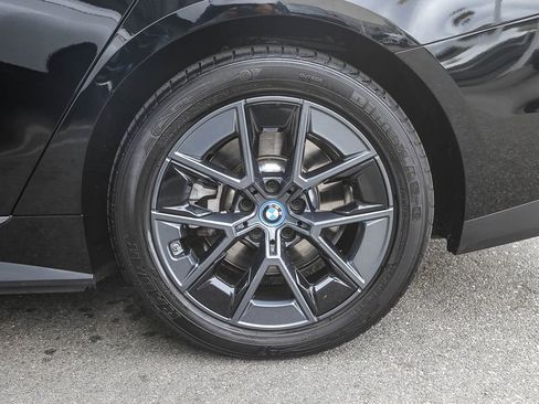 Used 2023 BMW i4 eDrive35 w/ Premium Package RWD image 8