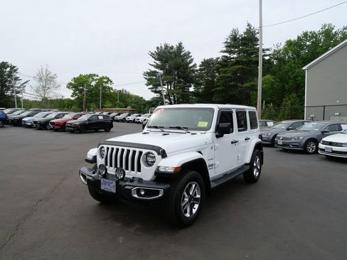 Used 2019 Jeep Wrangler Unlimited Sahara AWD/4WD image 1