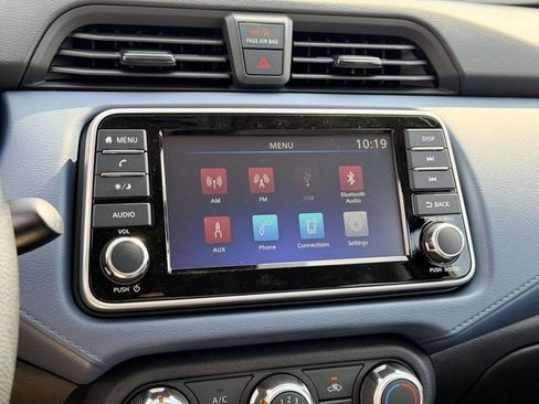New 2025 Nissan Versa SV w/ Trunk Package FWD image 19