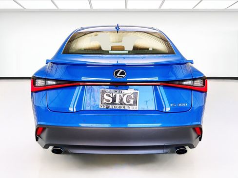 Used 2021 Lexus IS 300 w/ Comfort Package RWD image 5