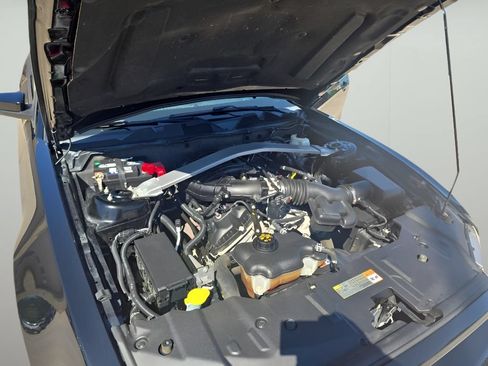 Used 2014 Ford Mustang Premium RWD image 35