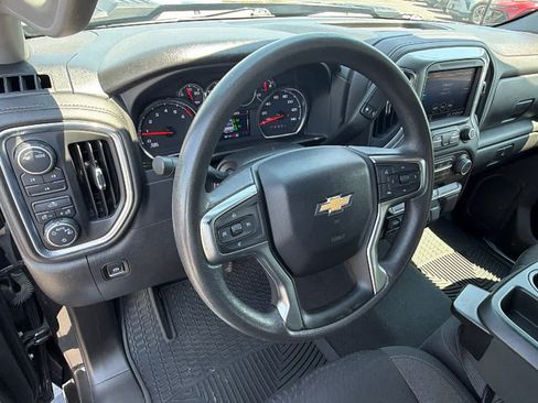 Used 2021 Chevrolet Silverado 2500 LT AWD/4WD image 10