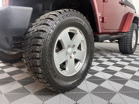 Used 2007 Jeep Wrangler Sahara w/ PWR Convenience Group AWD/4WD image 16