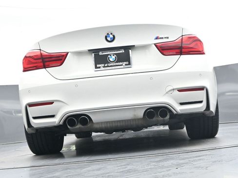 Used 2018 BMW M4 Coupe RWD image 31