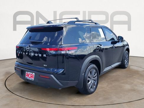 Used 2024 Nissan Pathfinder SV FWD image 14