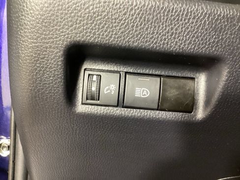 Used 2024 Toyota RAV4 XLE AWD/4WD image 18