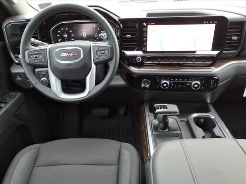 Used 2024 GMC Sierra 1500 Elevation image 12