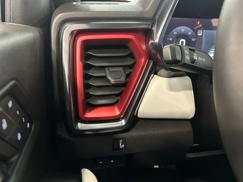 Used 2024 GMC Canyon AT4X image 30