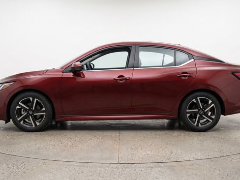 Used 2025 Nissan Sentra SV FWD image 5