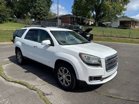 Used 2016 GMC Acadia SLT FWD image 2