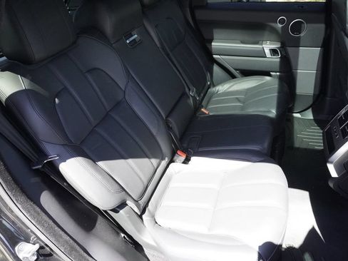 Used 2016 Land Rover Range Rover Sport HSE AWD/4WD image 27