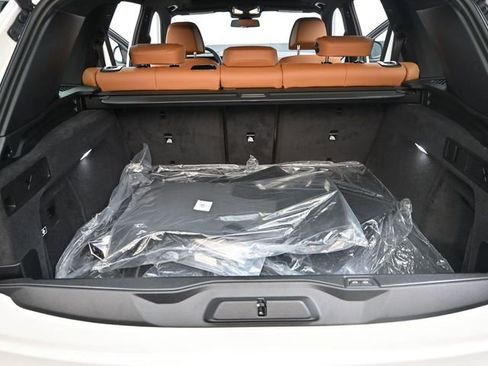 New 2026 BMW X5 xDrive50e image 19