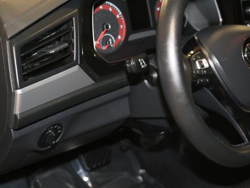 Used 2019 Volkswagen Jetta SE w/ Cold Weather Package image 50