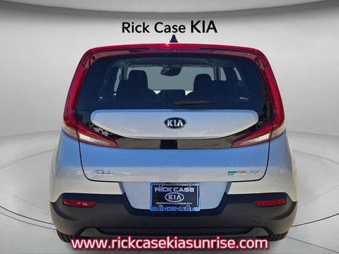 Used 2020 Kia Soul EX image 6