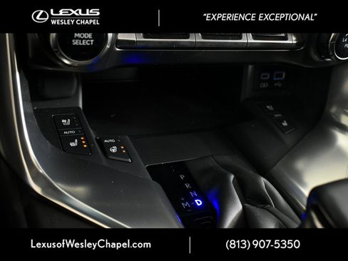 Used 2023 Lexus LX 600 4WD w/ Luxury Package image 42