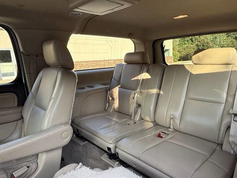 Used 2012 GMC Yukon XL Denali image 14