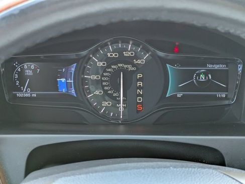 Used 2014 Lincoln MKX AWD w/ Equipment Group 102A image 28