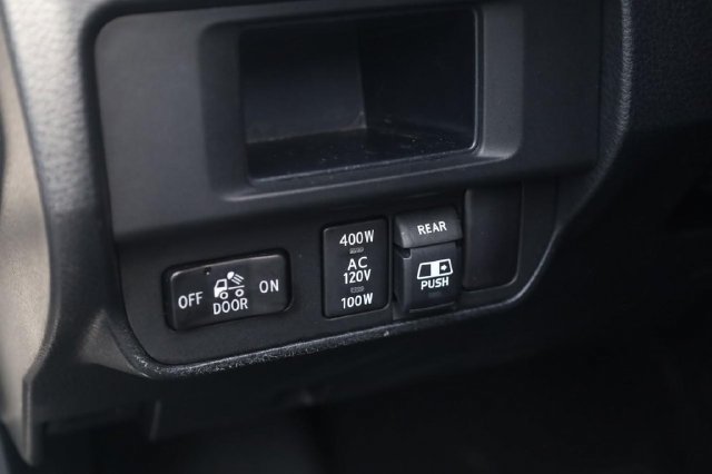 Used 2017 Toyota Tacoma Limited w/ Tow Package AWD/4WD image 13