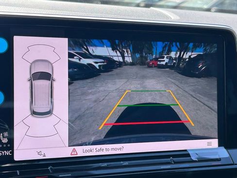 New 2026 Volkswagen Atlas Cross Sport SE image 18