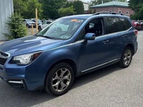 Used 2018 Subaru Forester 2.5i Touring AWD/4WD image 3